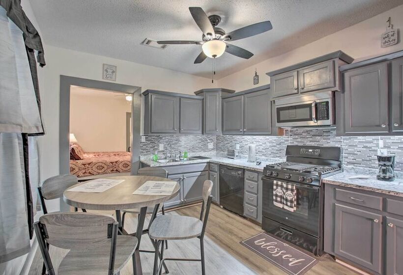 Uptown Nola Abode, 4 Miles To The French Quarter!