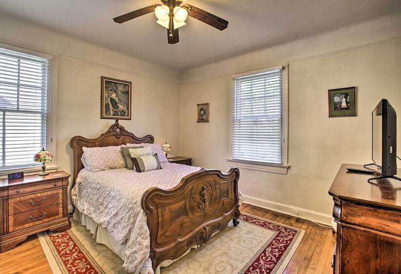 2 Mi To French Quarter: Nola Getaway W/ Porch!