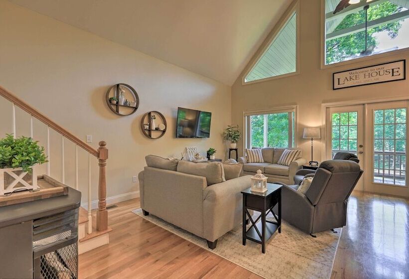 Waterfront Eatonton Escape W/ Private Hot Tub!