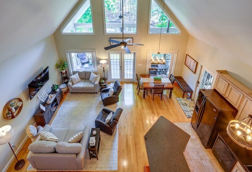 Waterfront Eatonton Escape W/ Private Hot Tub!