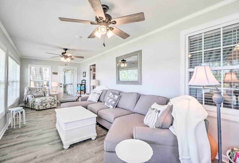 Waterfront Lake Sinclair Home W/ Boat Dock!