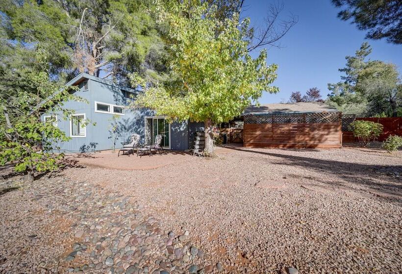 West Sedona Vacation Rental: 1 Mi To Trails!
