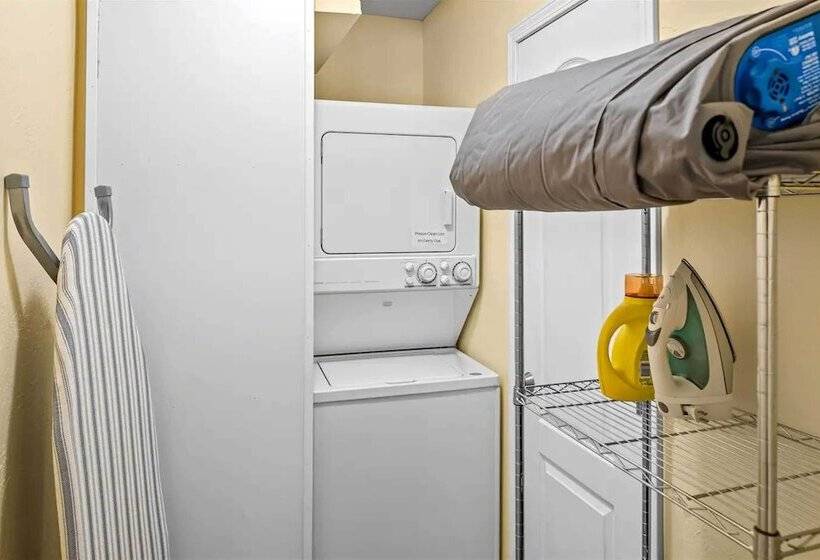 West Sedona Vacation Rental: 1 Mi To Trails!