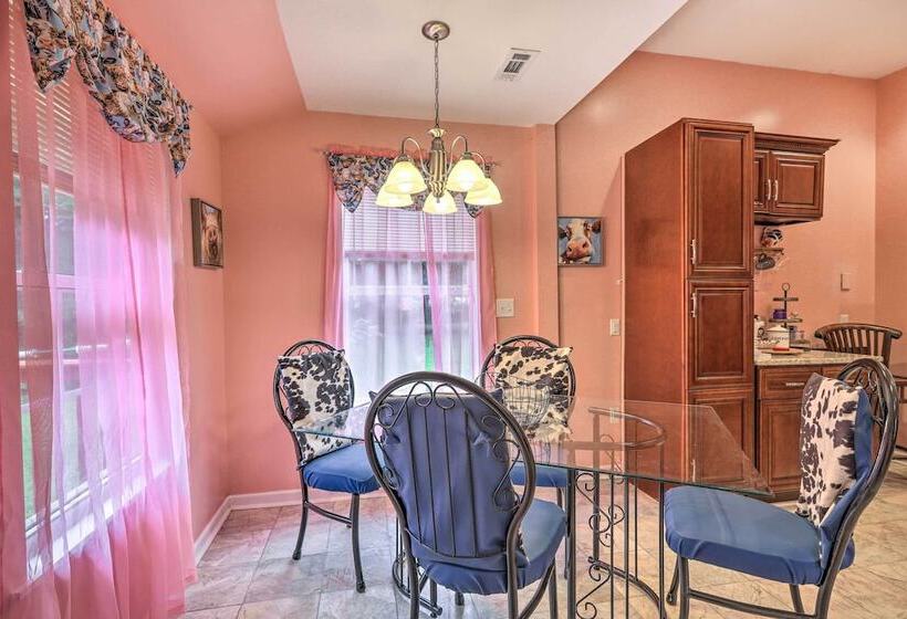 Wooded Georgia Retreat On 6 Acres W/ Fire Pit