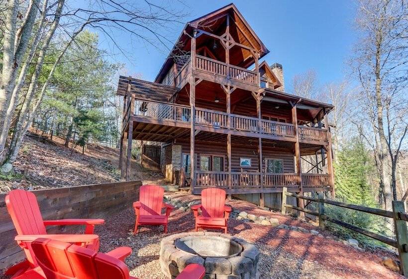Ellijay Hideaway W/ Hot Tub, Views & Game Room!