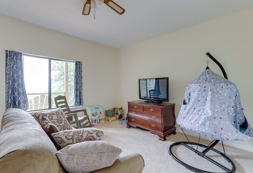 Young Harris Home W/ Enchanted Valley Views!