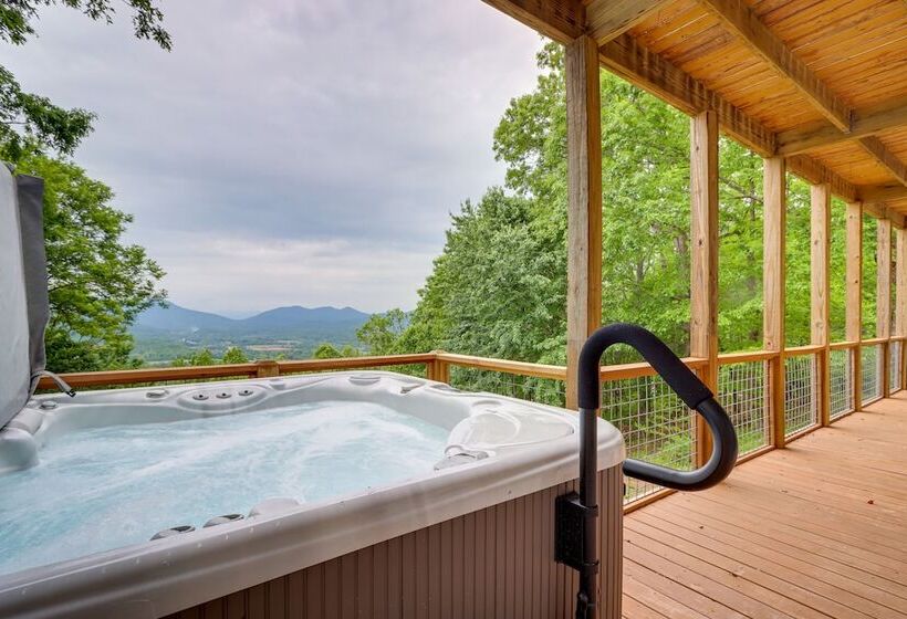 Young Harris Home W/ Enchanted Valley Views!