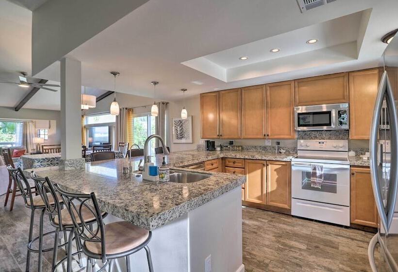 226242 3 Br Oasis W/ Hot Tub By Golf & Coachella!