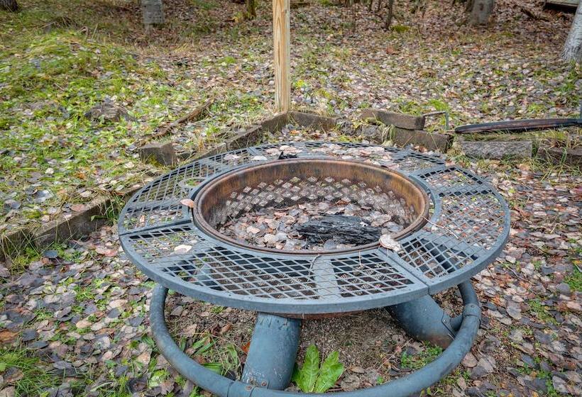 40 Acre, Off Grid Wakefield Retreat W/ Gas Grill!