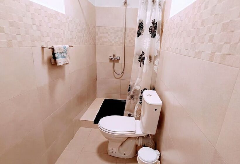 فندق صغير Hostal Estudios