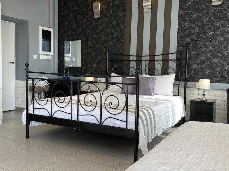 Apollonio Upper View Suites