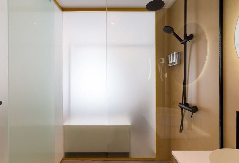 Athens Theatrou Apartments