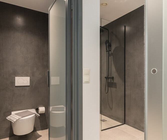 Athens Theatrou Apartments