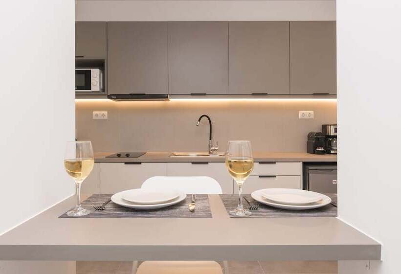 Athens Theatrou Apartments