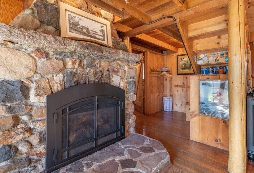 Authentic & Stylish Cabin In Lake Tahoe By Sierra Getaways