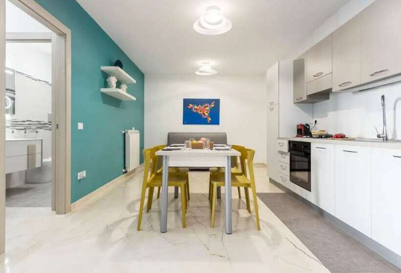 Azzurra Apartments
