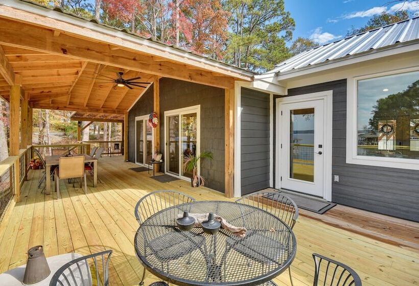 Beachfront Dadeville Family Escape On Lake Martin!
