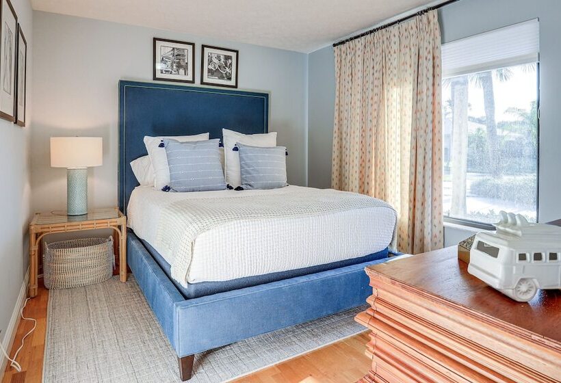 Beautiful Hobe Sound Retreat, 3 Mi To Beach!