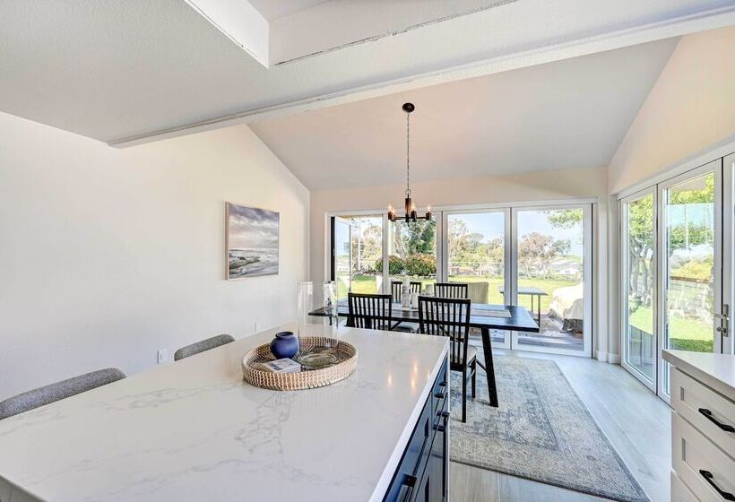 Lovely Solana Beach Home W/ Views: 2 Mi To Ocean!
