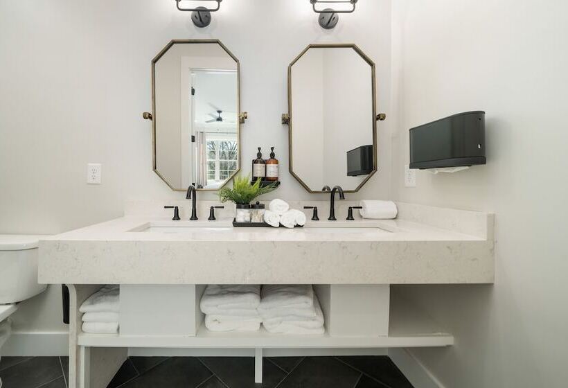 مبيت وإفطار Buck Creek Bnb