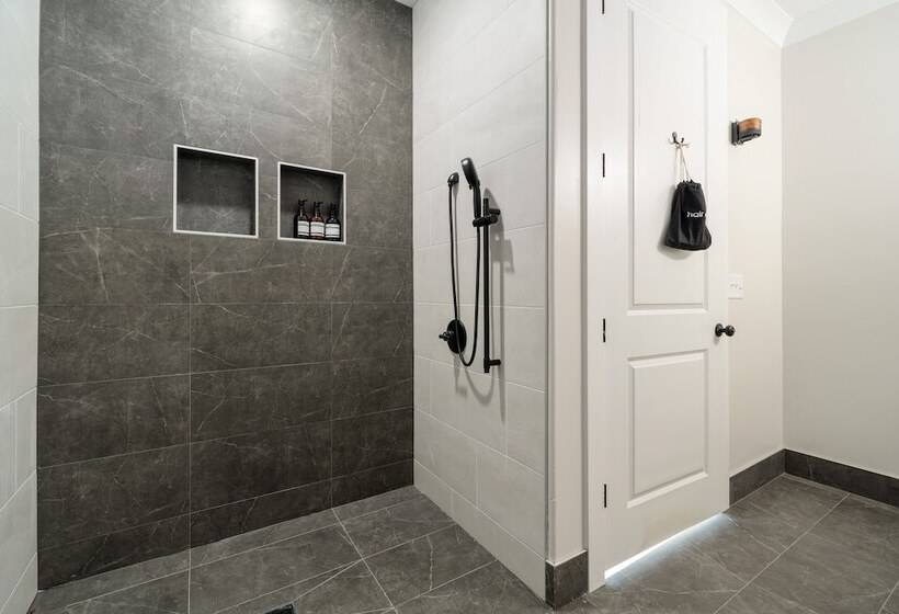 مبيت وإفطار Buck Creek Bnb