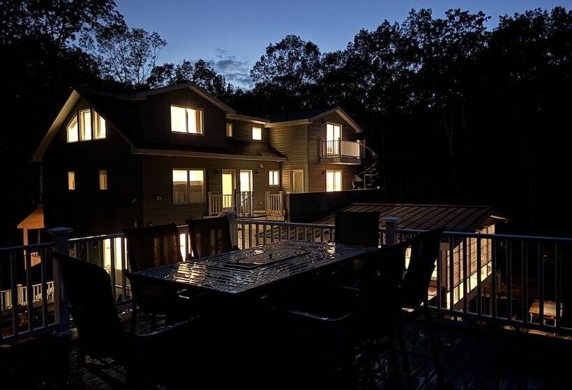 Four Seasons For Fun Bed & Breakfast