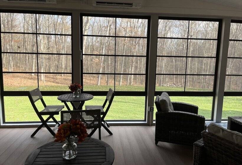 Four Seasons For Fun Bed & Breakfast