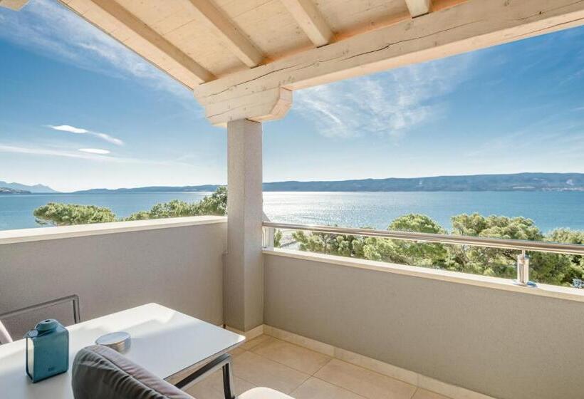 민박 Rogač Rooms & Restaurant