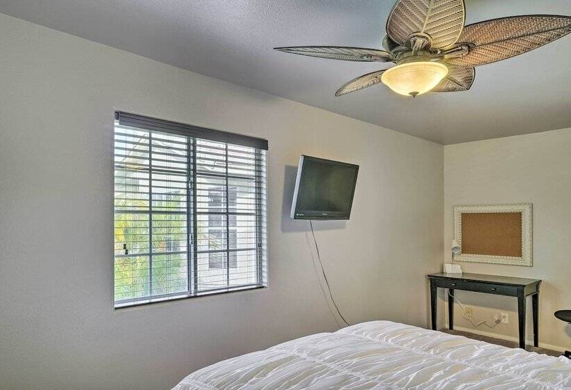 Bermuda Dunes Retreat   Golf, Hike, Explore!