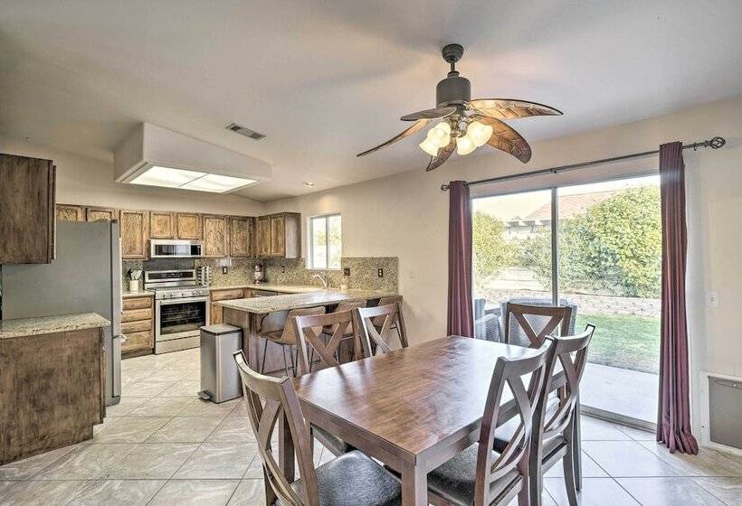 Bermuda Dunes Retreat   Golf, Hike, Explore!