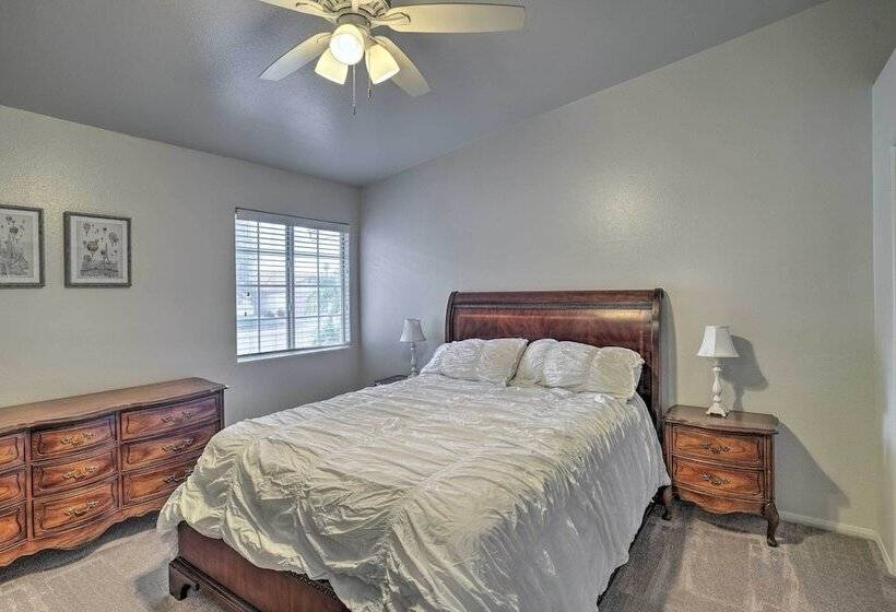 Bermuda Dunes Retreat   Golf, Hike, Explore!