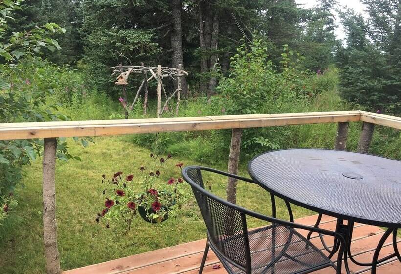 Blue Spruce Apartment