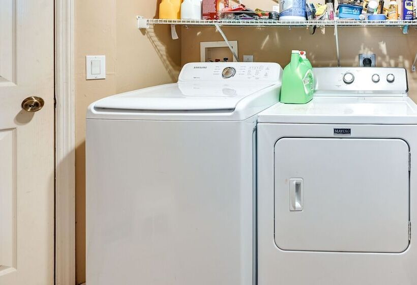 Canal Front Marco Island Home W/ Boat Dock + Pool!