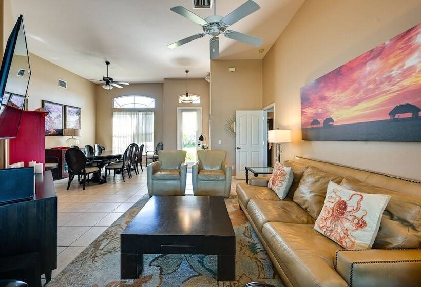 Canal Front Marco Island Home W/ Boat Dock + Pool!