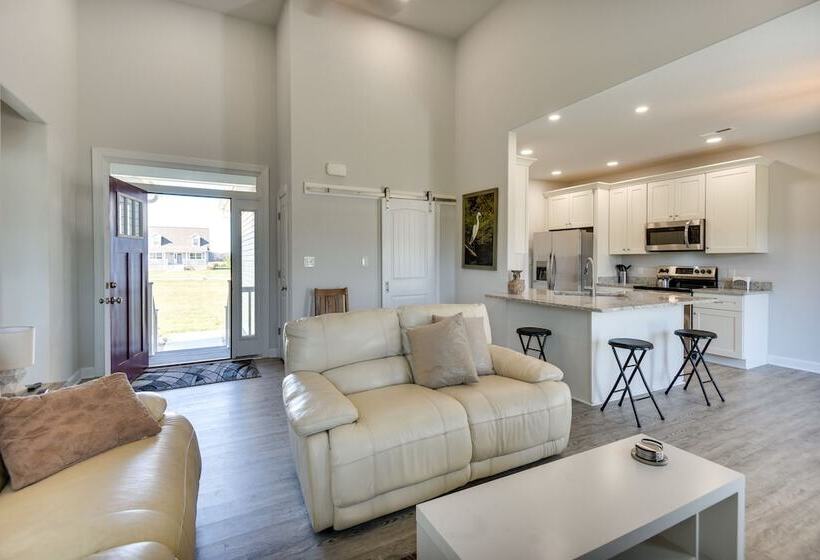 Cape Charles Home: 4 Mi To Kiptopeke State Park!