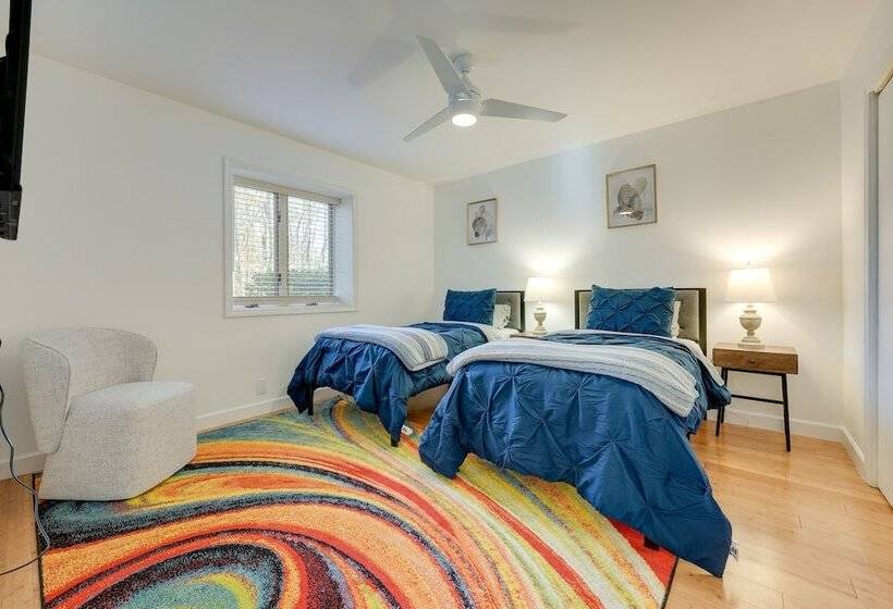 Cassopolis Vacation Home Walk To Diamond Lake!