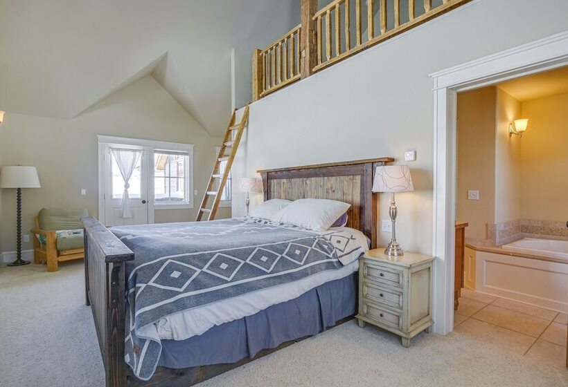 Cb Trailhouse Walk To Meridian Lake!