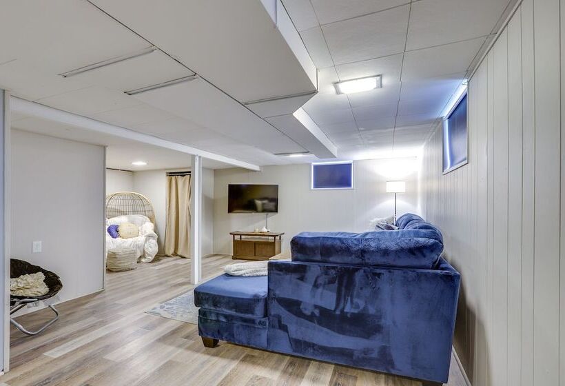 Charming Arnold Home W/ Patio & Chicken Coop!