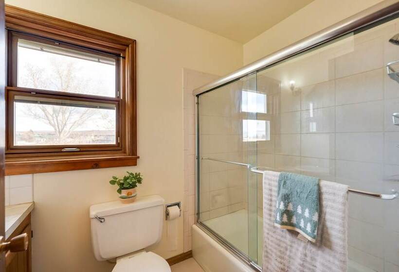 Charming Country Home In Laramie   4 Mi To Uw!