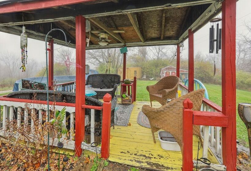 Charming Union Home W/ Backyard, Fire Pit!