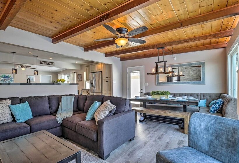 Chic Central San Diego House W/ Private Pool!