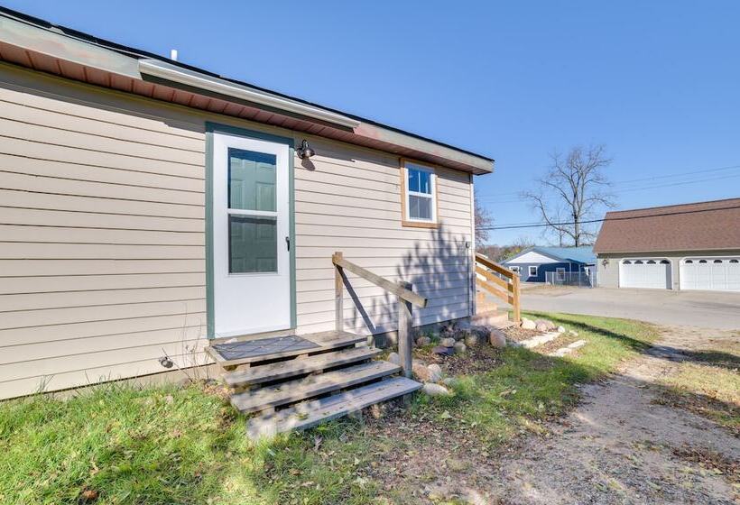 Chic Harrison Home: Walk To Wilson State Park!