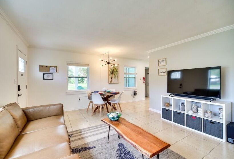 Chic Melbourne Cottage W/ Fire Pit, 4 Mi To Beach!