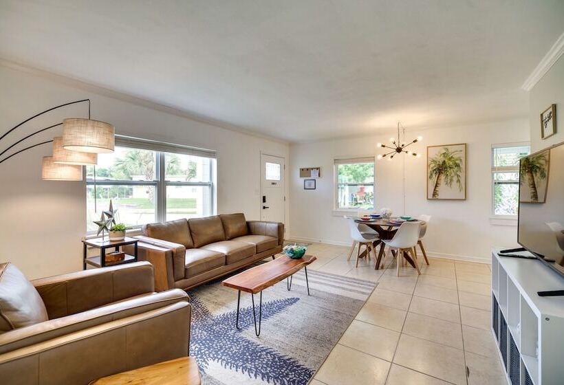 Chic Melbourne Cottage W/ Fire Pit, 4 Mi To Beach!