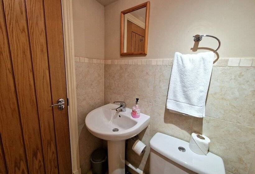 Clifton Cottage At Lovelady Shield