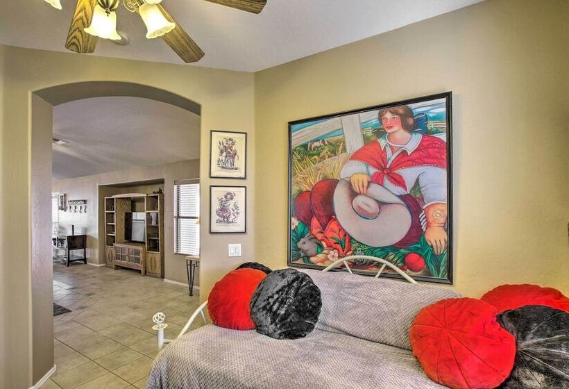 Comfortable Phoenix Area Home On Golf Course!