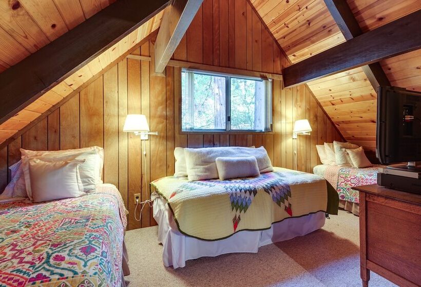 3 Mi To Big Trees State Park: Cabin W/ Deck