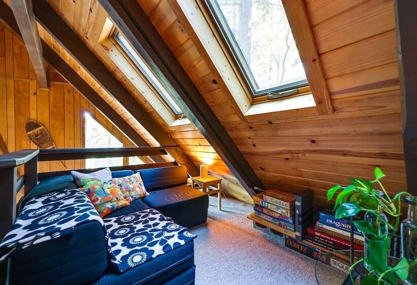 3 Mi To Big Trees State Park: Cabin W/ Deck