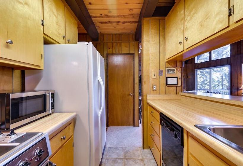 3 Mi To Big Trees State Park: Cabin W/ Deck