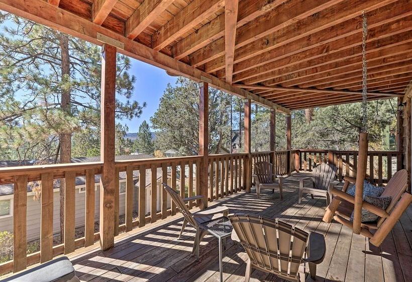 4 Mi To Snow Summit: Cabin W/ Mtn Views & Decks